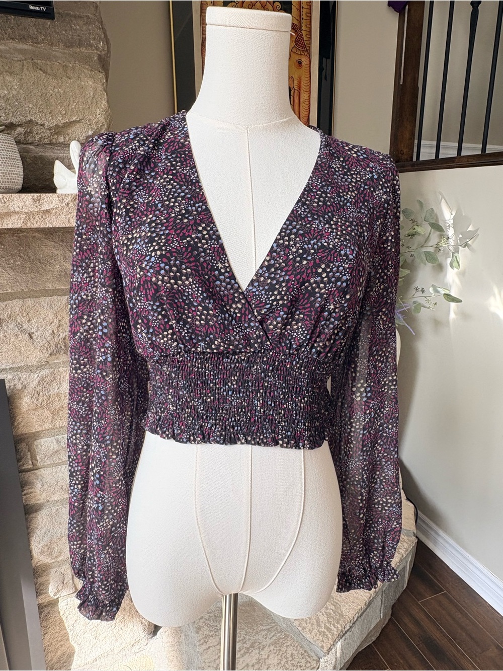 Wilfred Aritzia Floral Smocked Waist Puff Sleeve Cropped Blouse XS